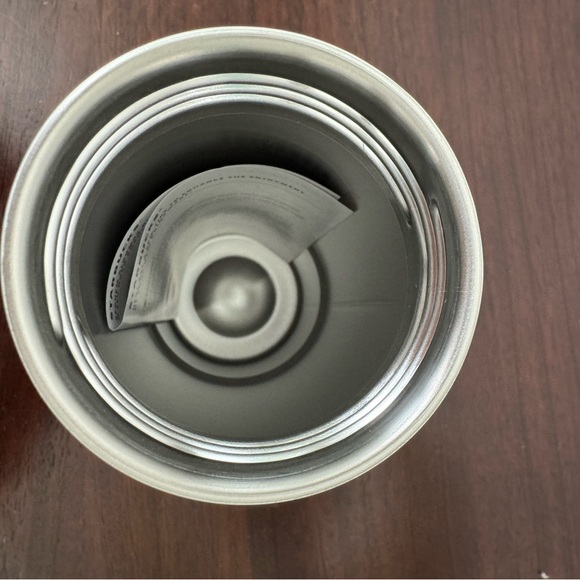 Starbucks Vacuum insulated Brand New Travel Mug Tumbler Bottle 20 Oz - Picture 6 of 7